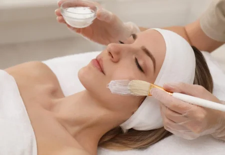 Young,Woman,During,Face,Peeling,Procedure,In,Salon